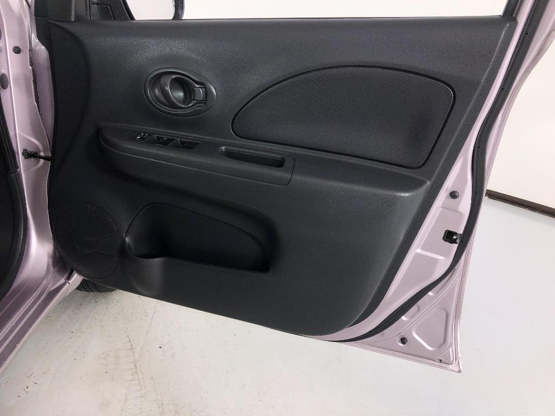 Photo '15' of Nissan March Photo '15' of Nissan March