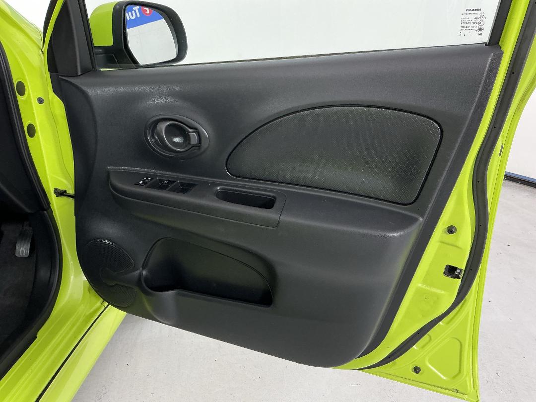 Photo '15' of Nissan March Photo '15' of Nissan March