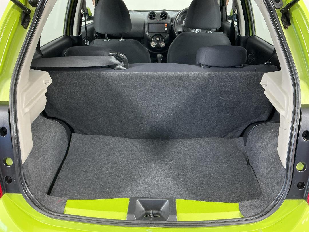 Photo '14' of Nissan March Photo '14' of Nissan March