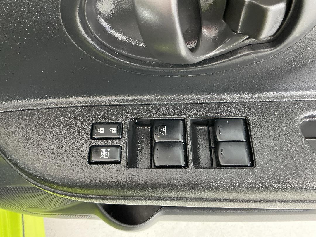 Photo '23' of Nissan March Photo '23' of Nissan March