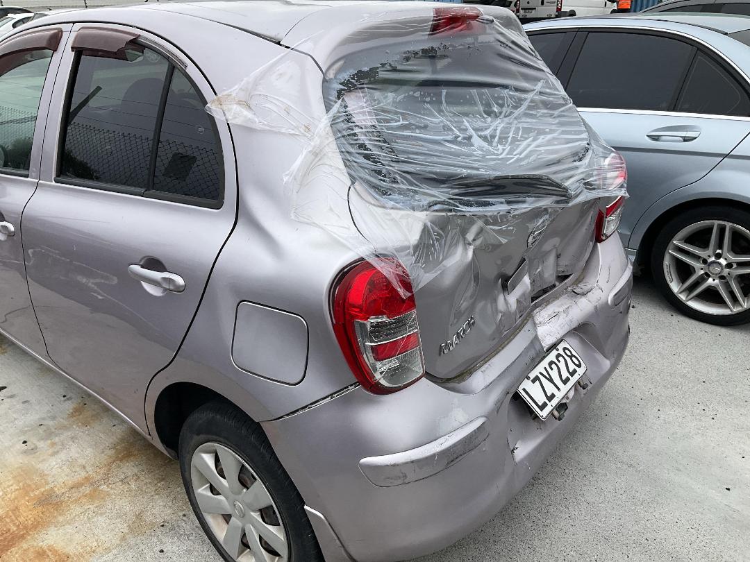 Photo '22' of Nissan March