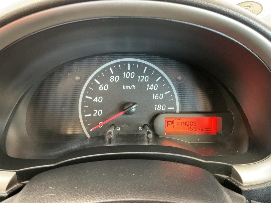 Photo '21' of Nissan March