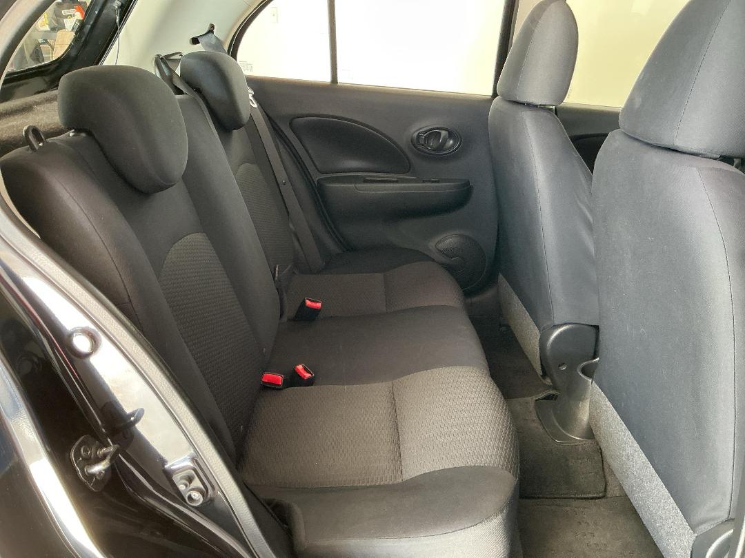 Photo '20' of Nissan March