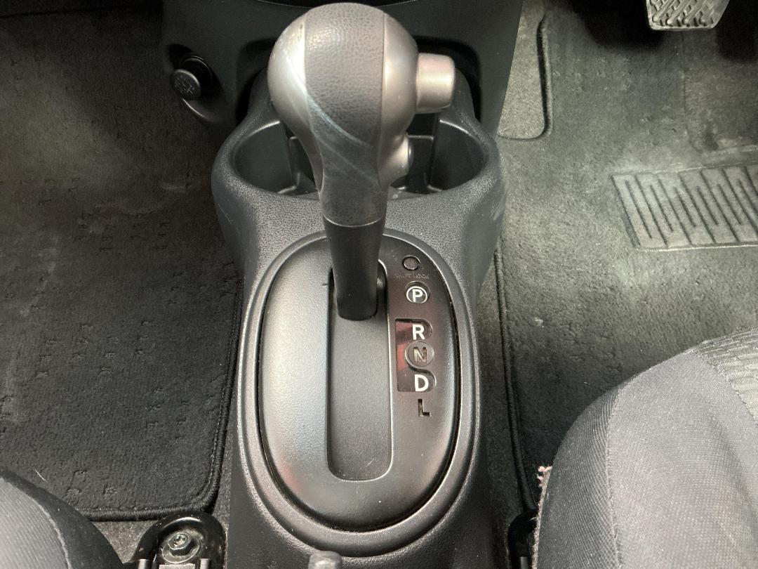 Photo '23' of Nissan March