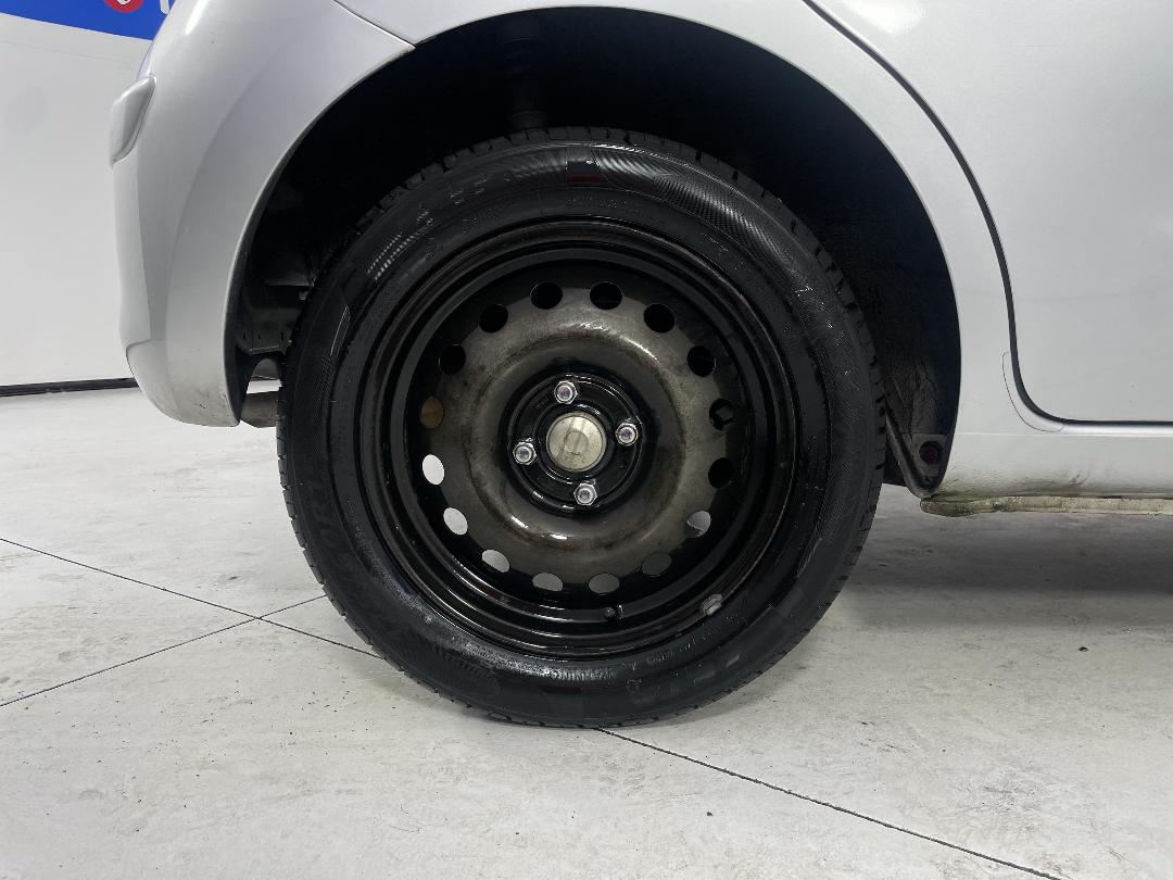 Photo '12' of Nissan Micra Photo '12' of Nissan Micra