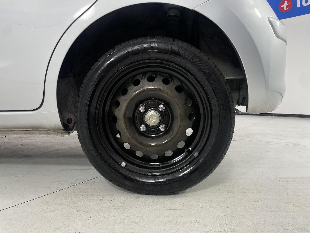 Photo '11' of Nissan Micra Photo '11' of Nissan Micra