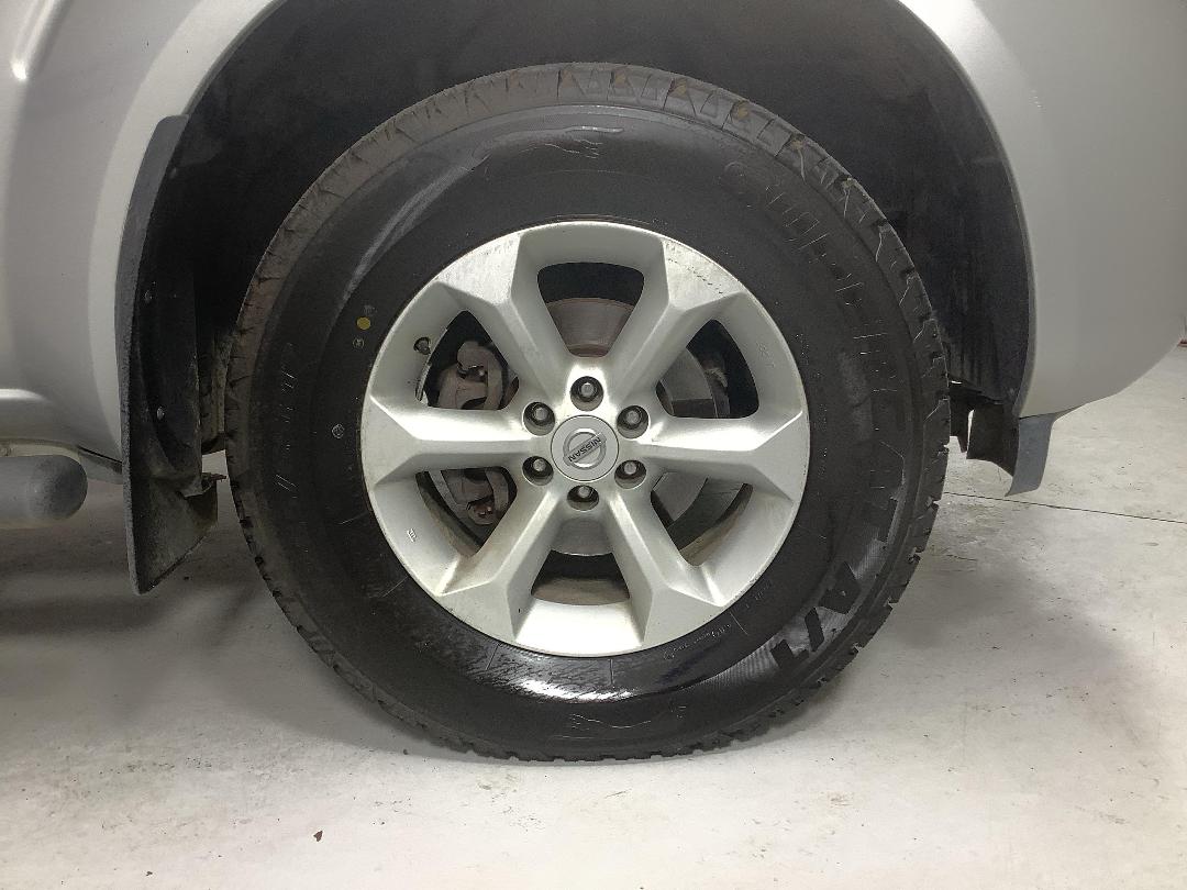 Photo '9' of Nissan Navara