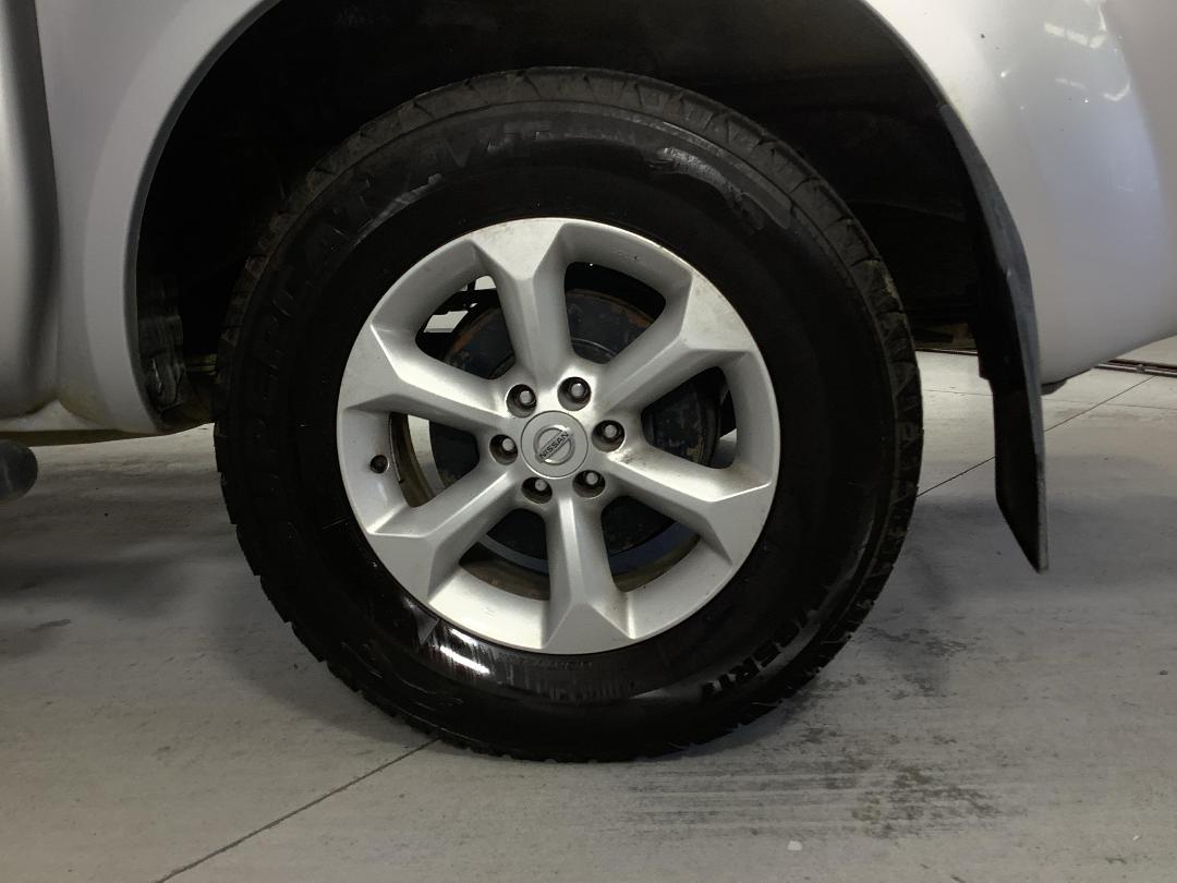 Photo '11' of Nissan Navara