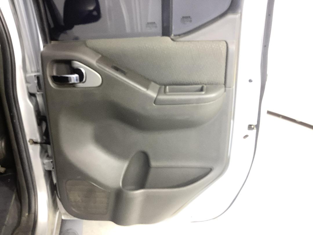 Photo '19' of Nissan Navara