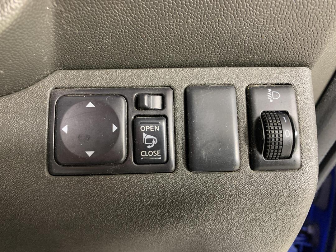 Photo '25' of Nissan Navara Photo '25' of Nissan Navara