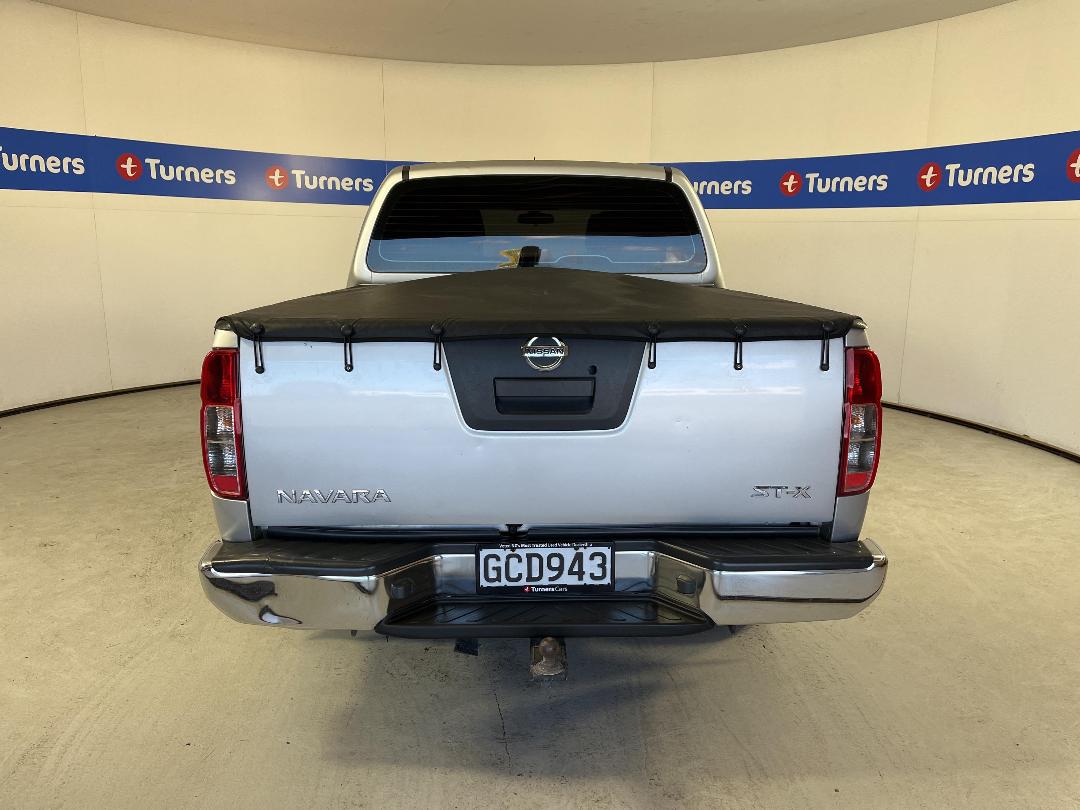 Photo '6' of Nissan Navara