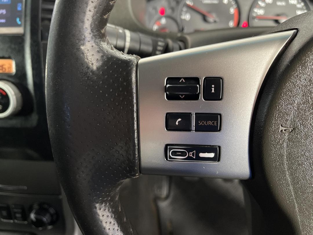 Photo '26' of Nissan Navara