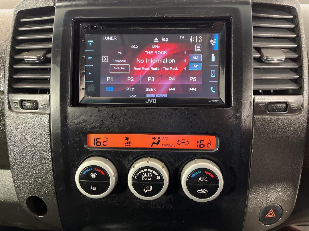 Photo '27' of Nissan Navara