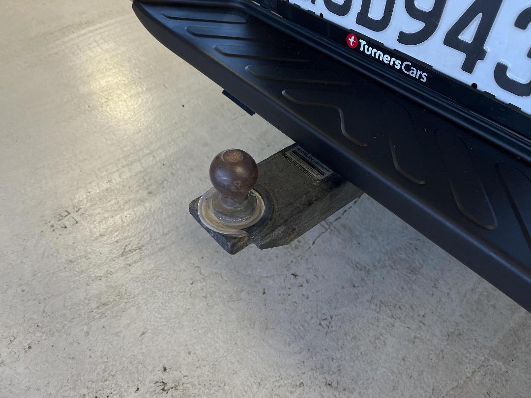 Photo '30' of Nissan Navara