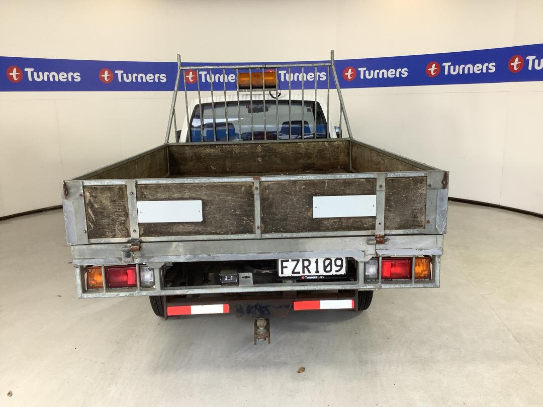 Photo '6' of Nissan Navara