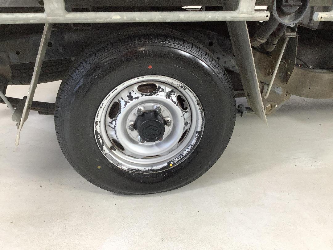 Photo '12' of Nissan Navara