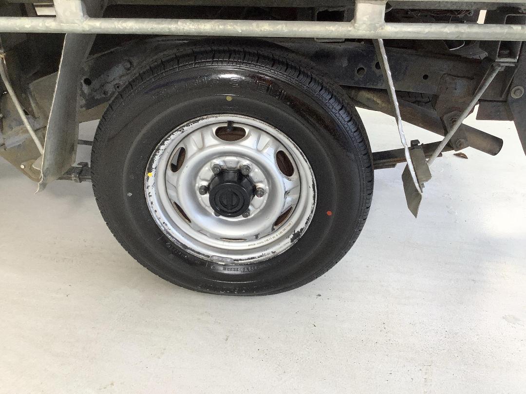 Photo '11' of Nissan Navara