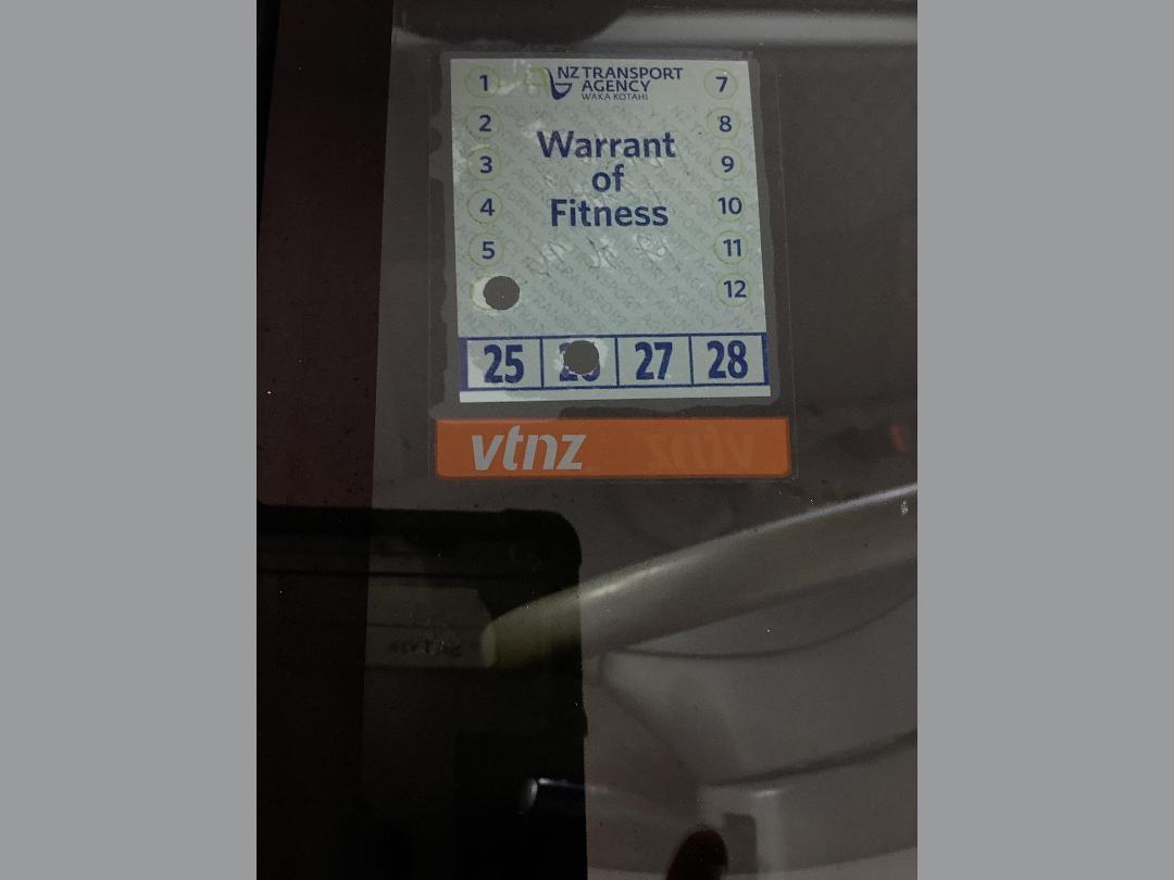 Photo '21' of Nissan Navara