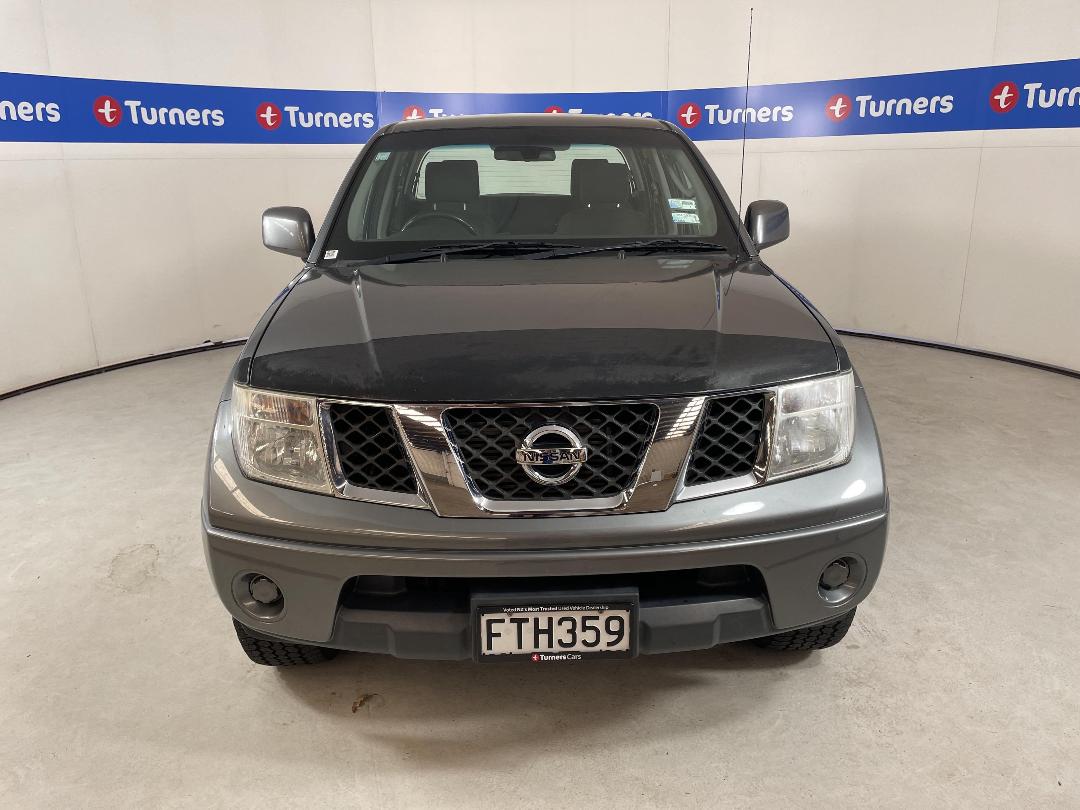 Photo '2' of Nissan Navara