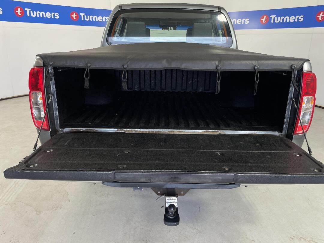 Photo '14' of Nissan Navara