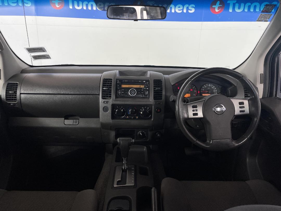 Photo '17' of Nissan Navara