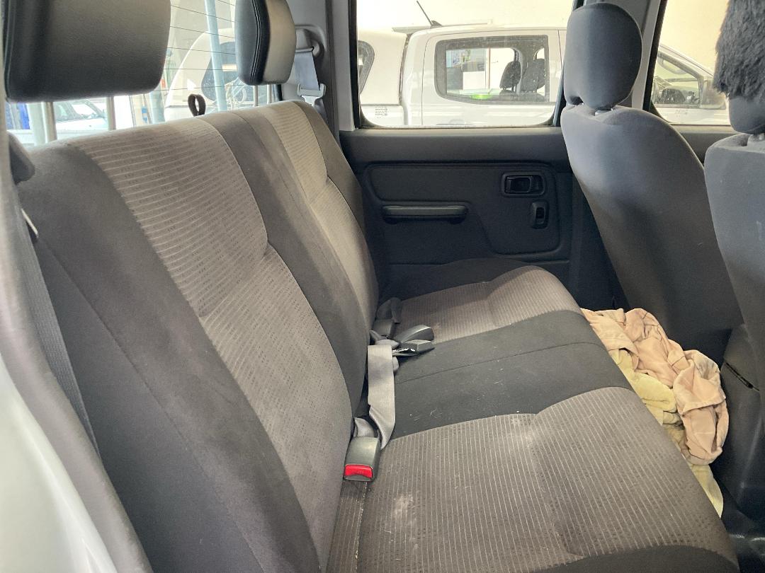 Photo '5' of Nissan Navara DX D/C