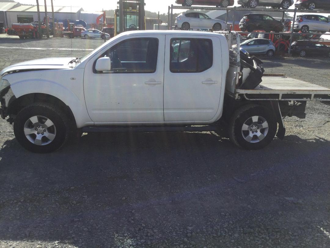 Photo '4' of Nissan Navara 2.5D Photo '4' of Nissan Navara 2.5D