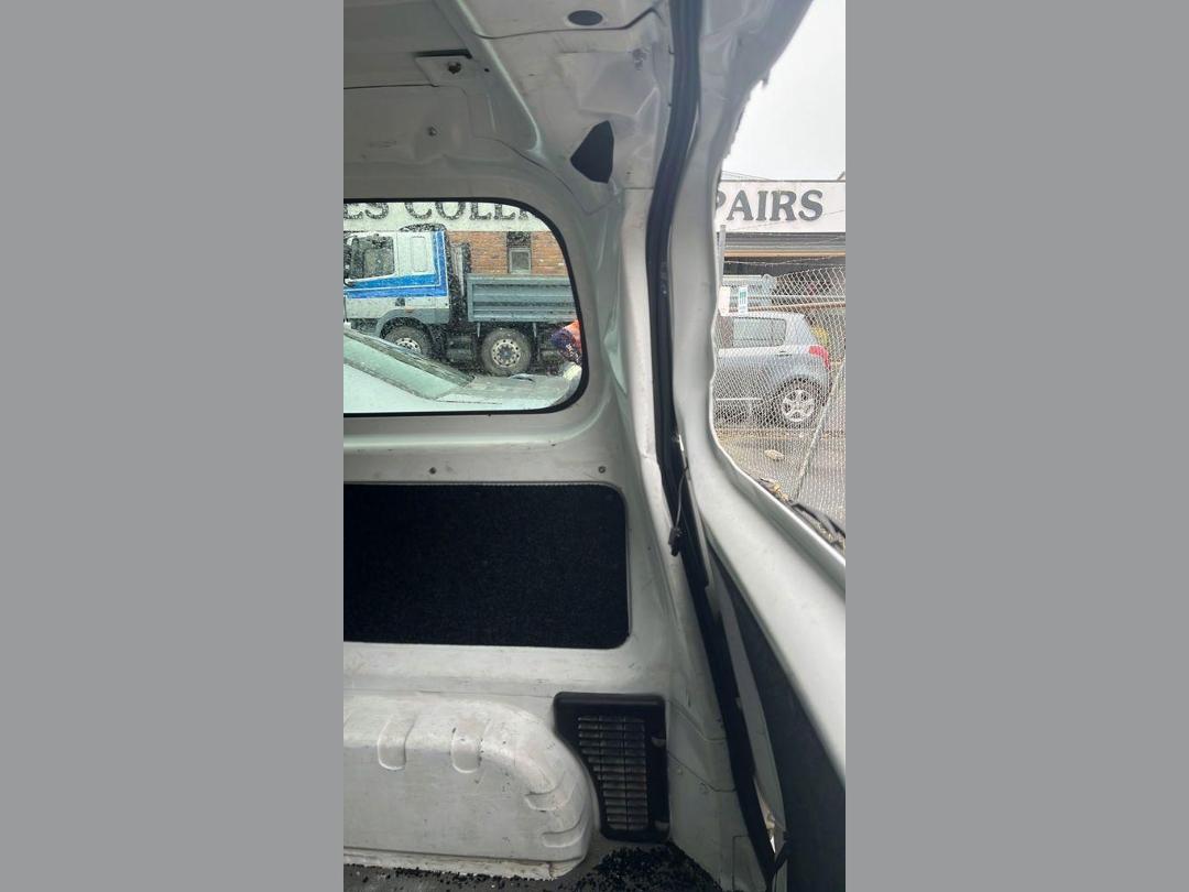 Photo '6' of Nissan NV200 Vanette Photo '6' of Nissan NV200 Vanette