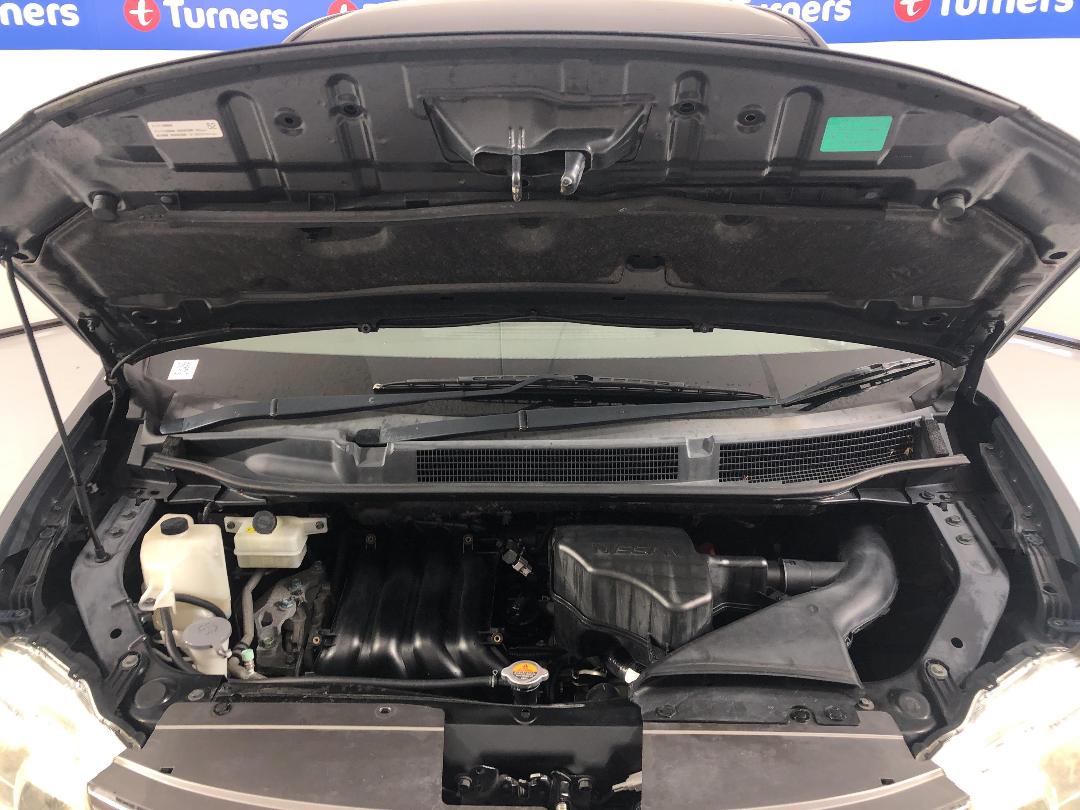 Photo '13' of Nissan Serena