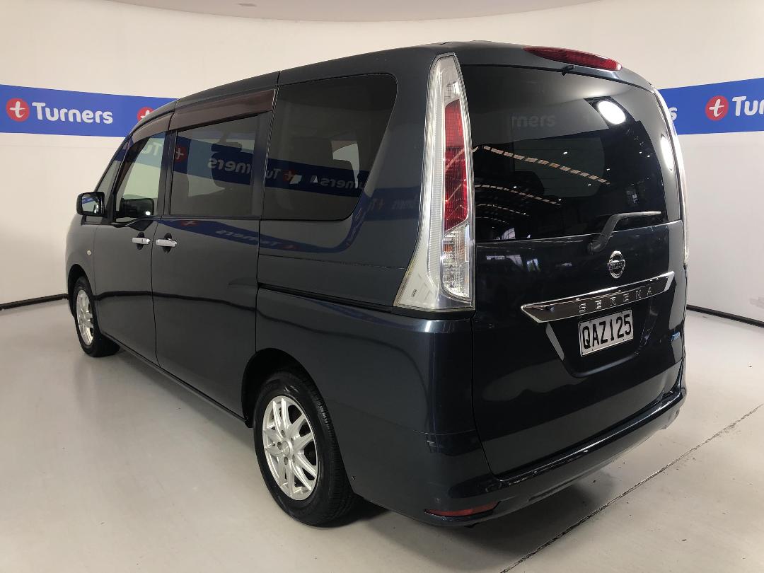 Photo '5' of Nissan Serena