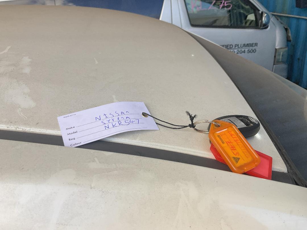 Photo '18' of Nissan Serena