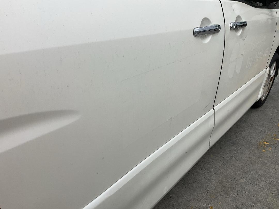 Photo '6' of Nissan Serena