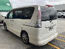 Thumbnail '4' of Nissan Serena