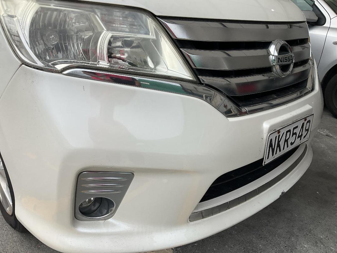 Photo '8' of Nissan Serena