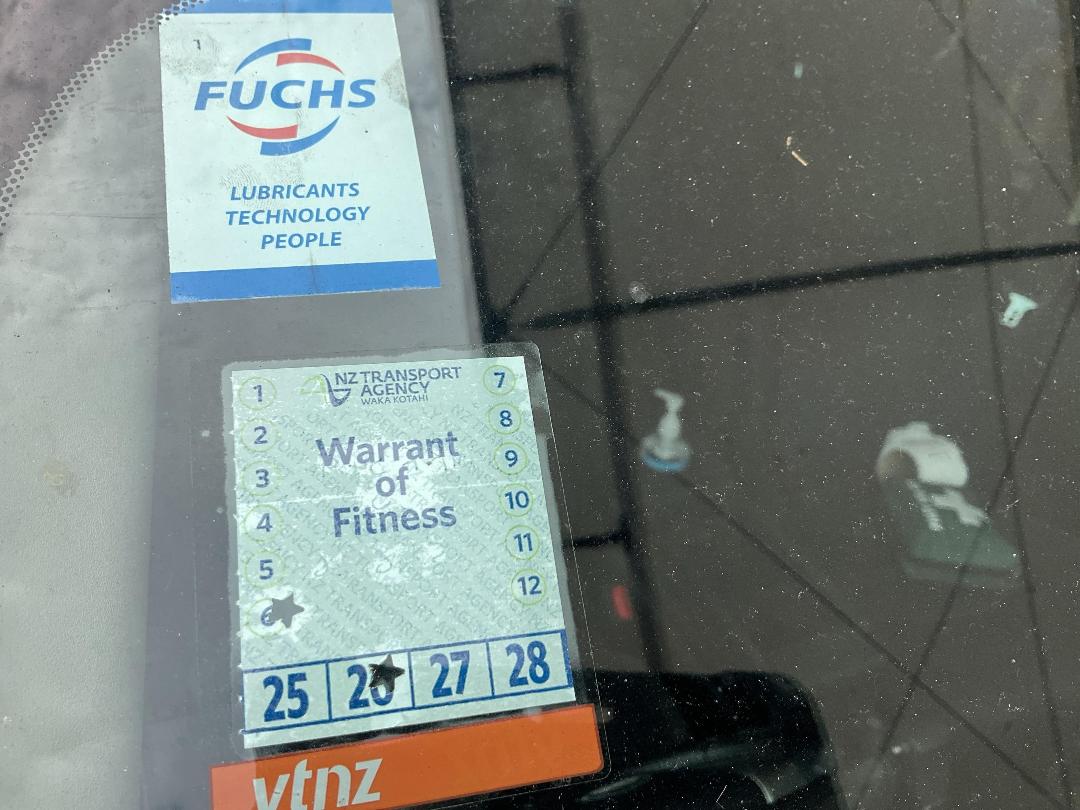 Photo '25' of Nissan Serena