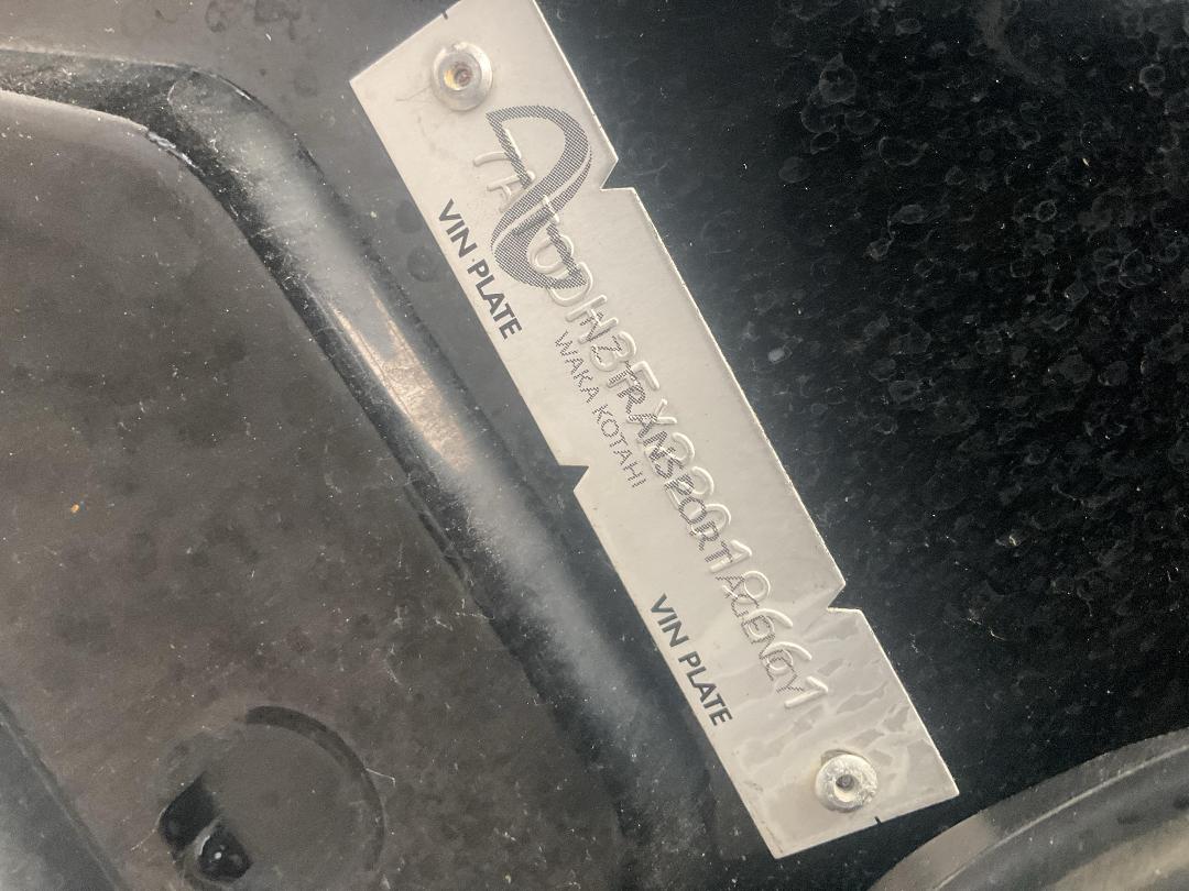 Photo '12' of Nissan Serena