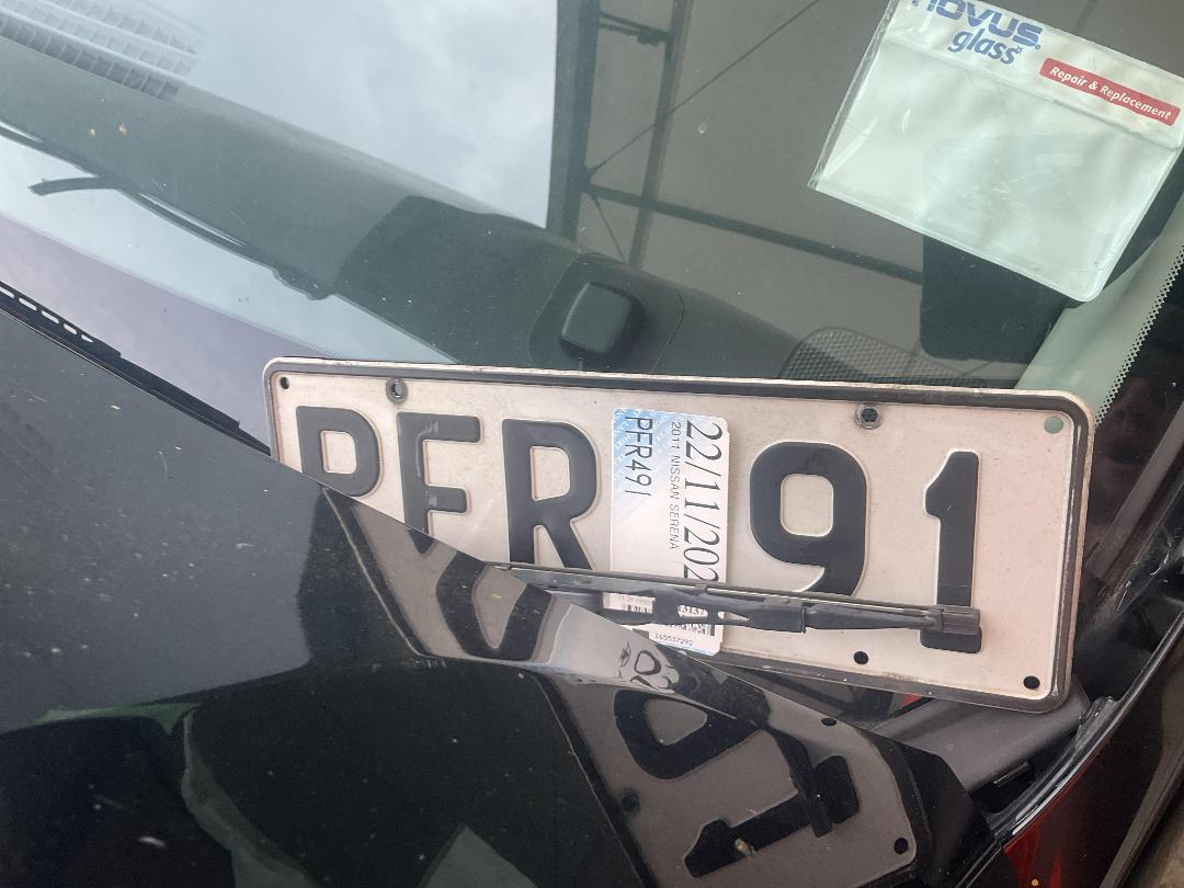 Photo '18' of Nissan Serena