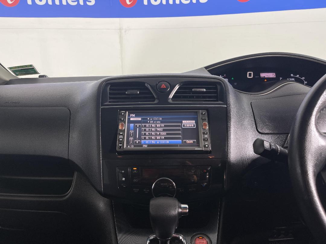 Photo '18' of Nissan Serena