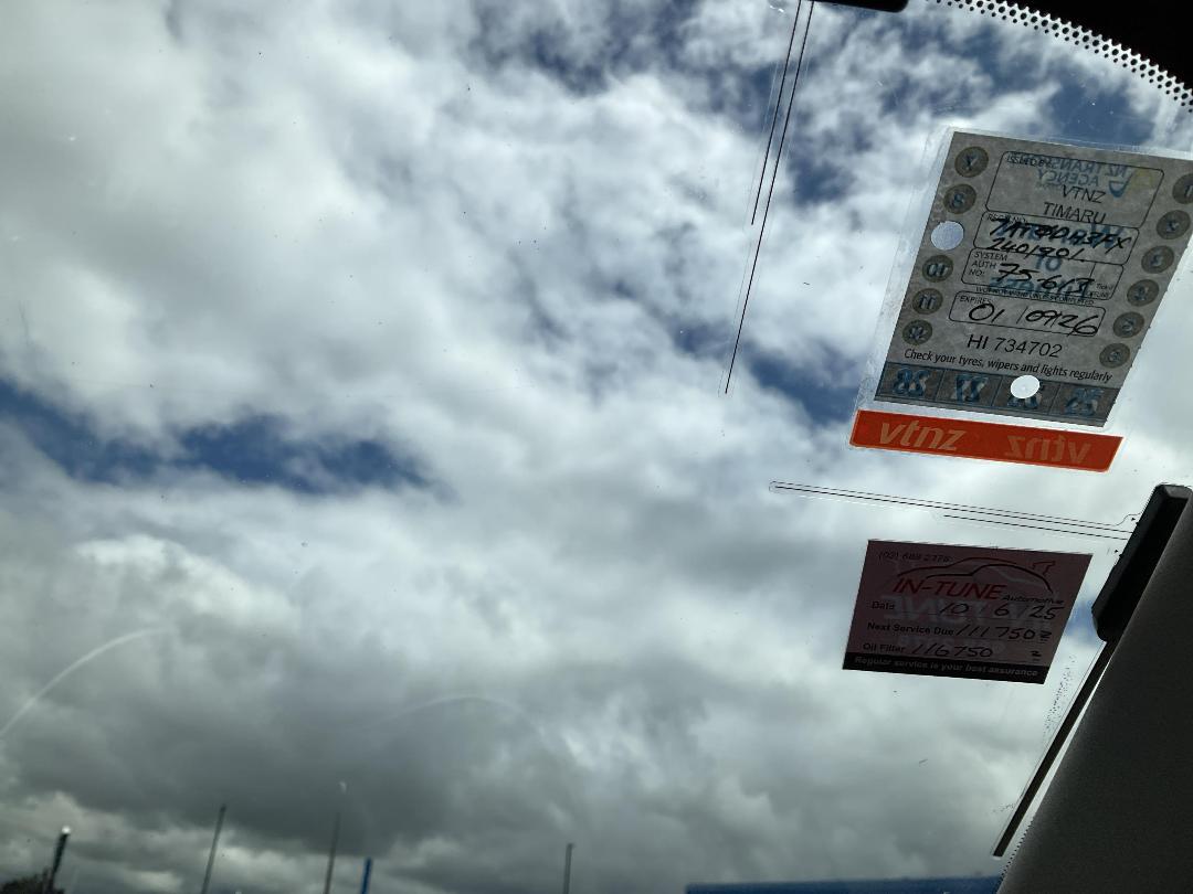 Photo '9' of Nissan Serena