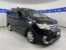 Thumbnail '1' of Nissan Serena