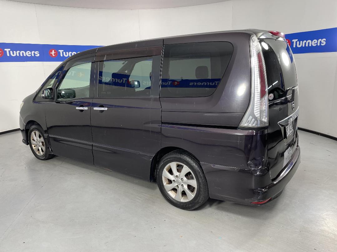 Photo '5' of Nissan Serena