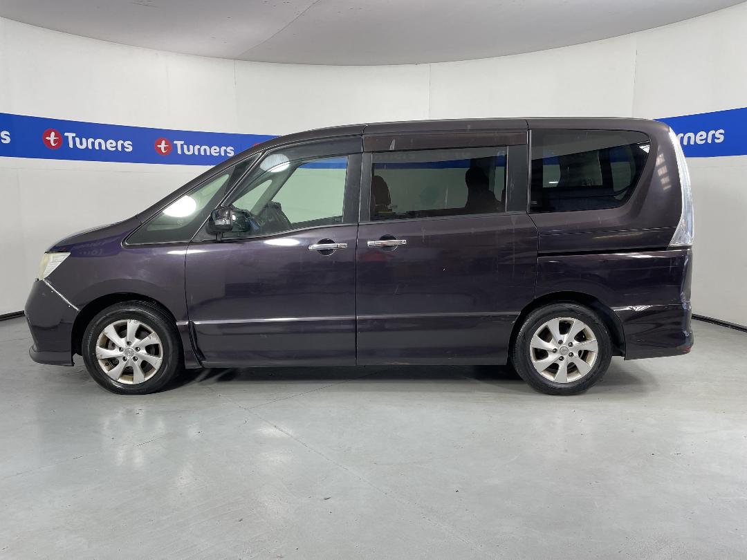 Photo '23' of Nissan Serena