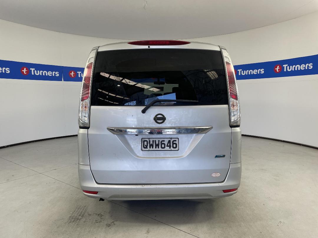 Photo '5' of Nissan Serena