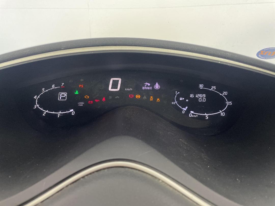 Photo '18' of Nissan Serena