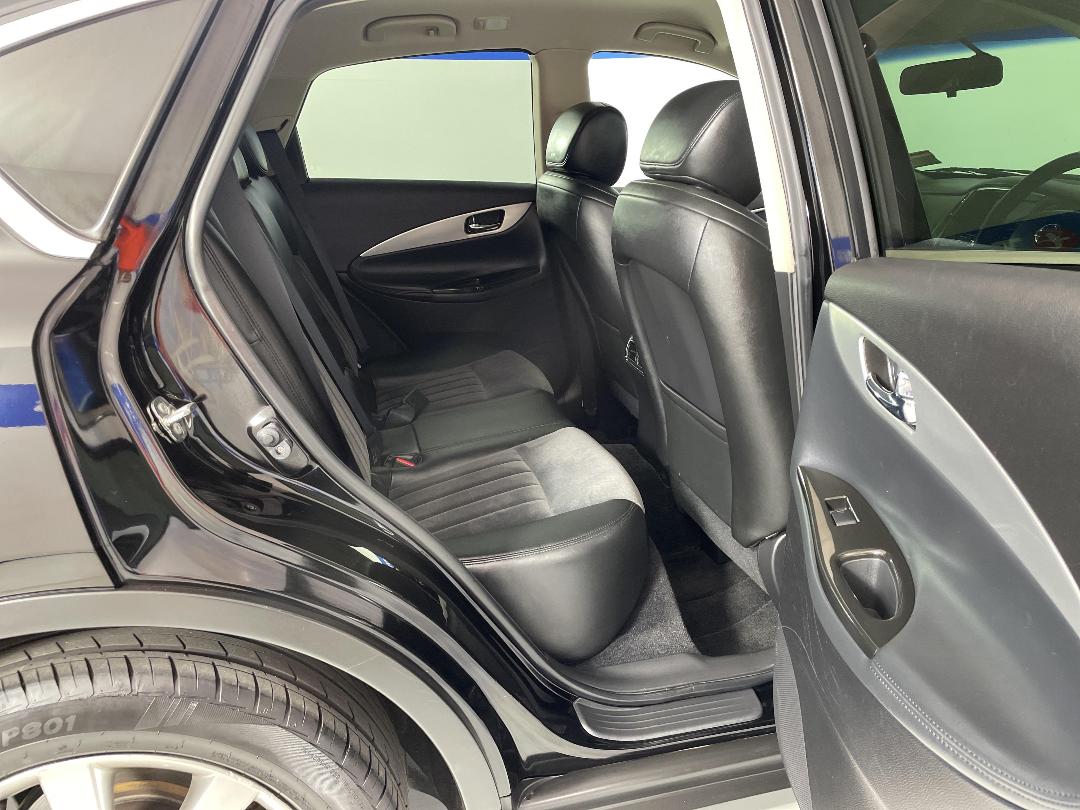 Photo '20' of Nissan Skyline