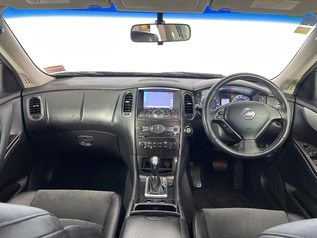 Photo '17' of Nissan Skyline