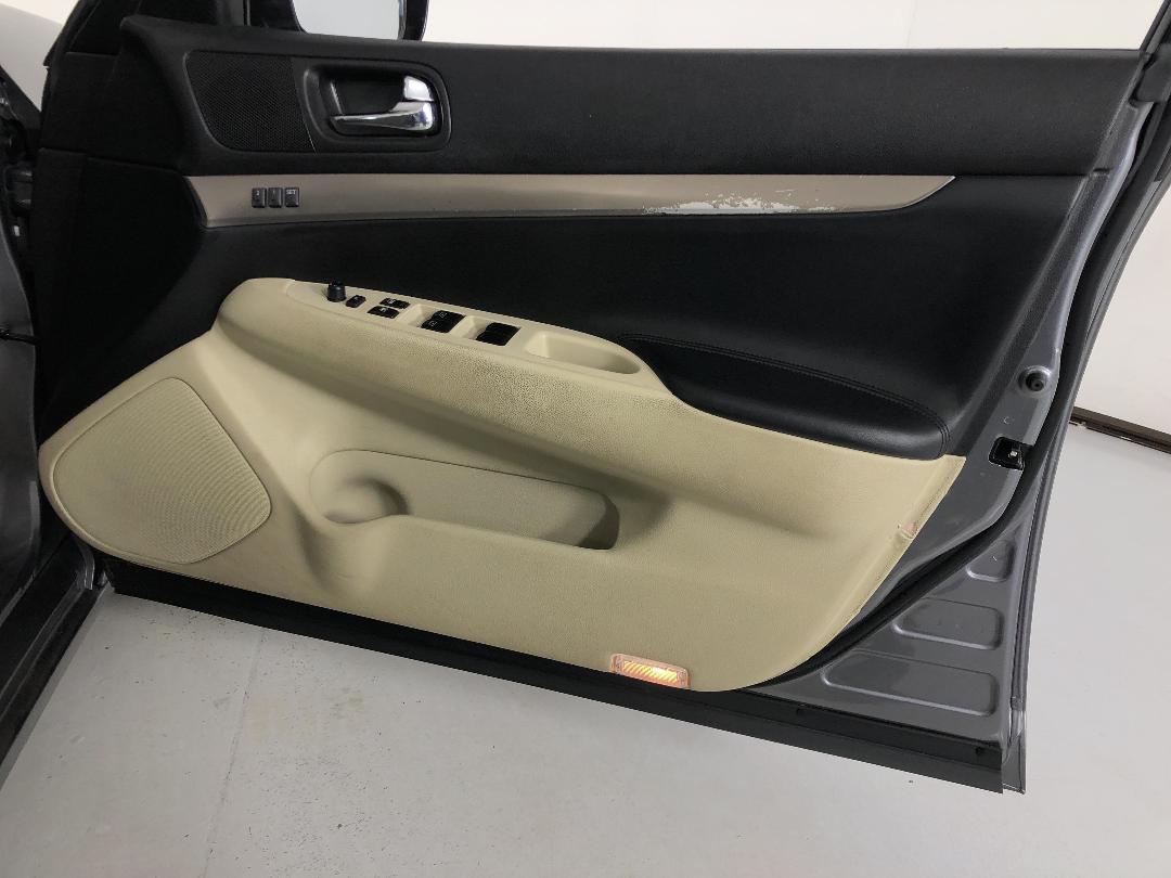 Photo '15' of Nissan Skyline Photo '15' of Nissan Skyline