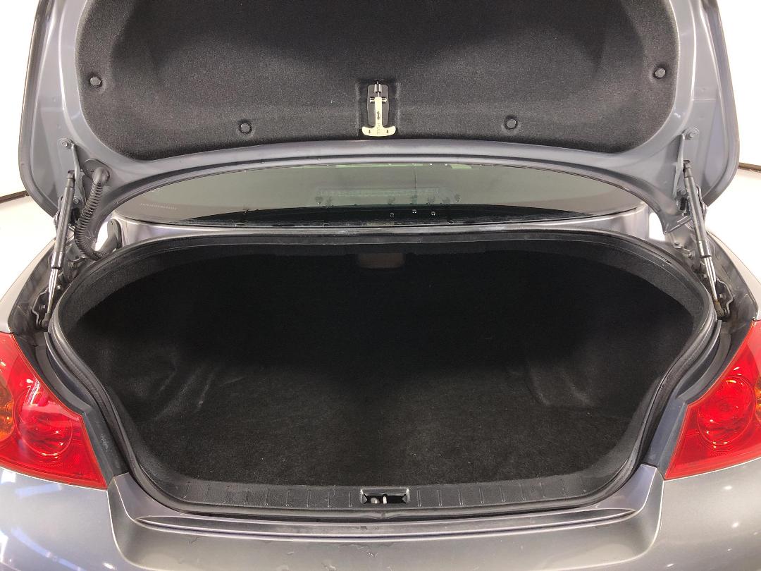 Photo '14' of Nissan Skyline Photo '14' of Nissan Skyline