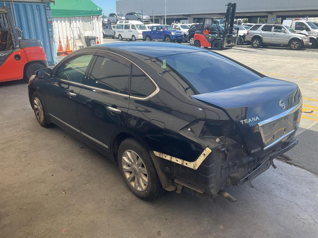 Photo '10' of Nissan Teana Photo '10' of Nissan Teana