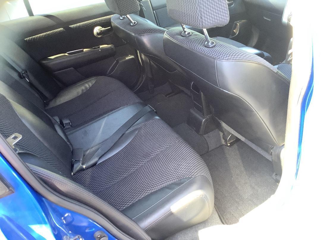 Photo '4' of Nissan Tiida TI Photo '4' of Nissan Tiida TI